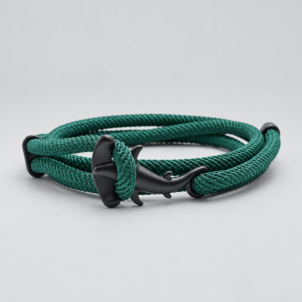 Shark Tide Bracelet The strength and movement of the waves, symbolizing the power of the shark. deideas