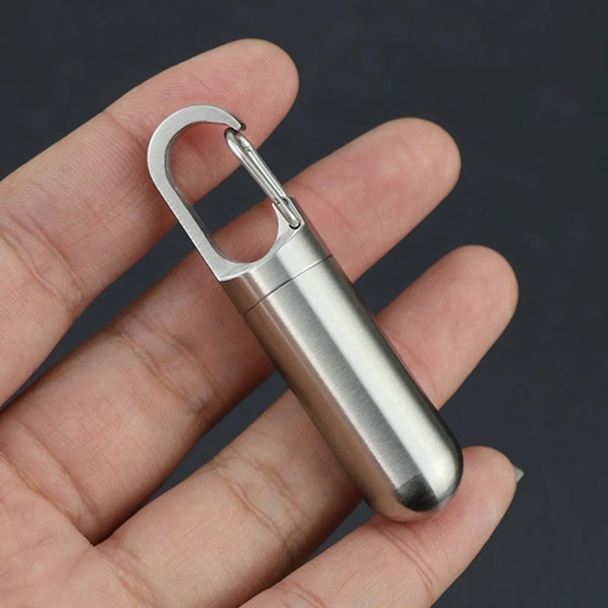 Pill Keychain Container – Screw-Top Capsule, 3 Sizes