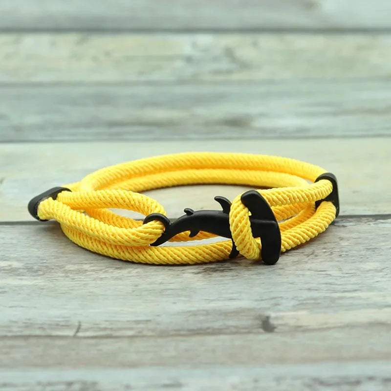 Shark Tide Bracelet The strength and movement of the waves, symbolizing the power of the shark. deideas