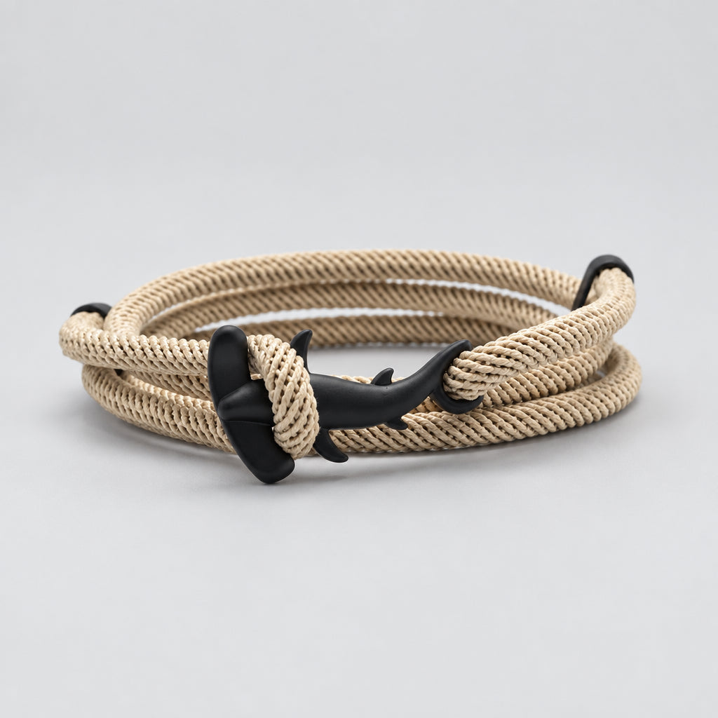 Shark Tide Bracelet The strength and movement of the waves, symbolizing the power of the shark. deideas
