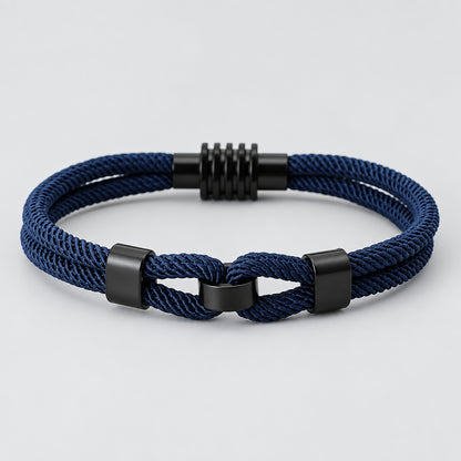 Titan Link Strong and resistant, like the unbreakable ties of the sea deideas