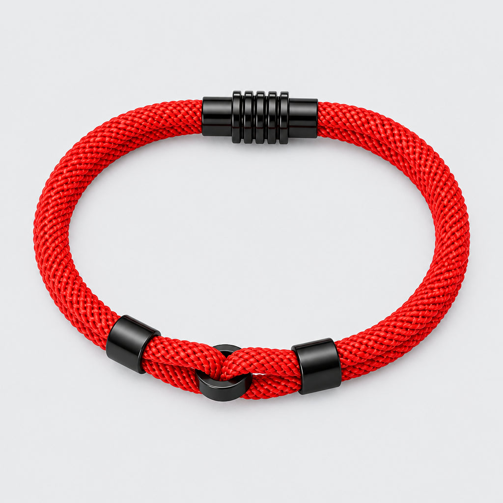 Titan Link Strong and resistant, like the unbreakable ties of the sea deideas