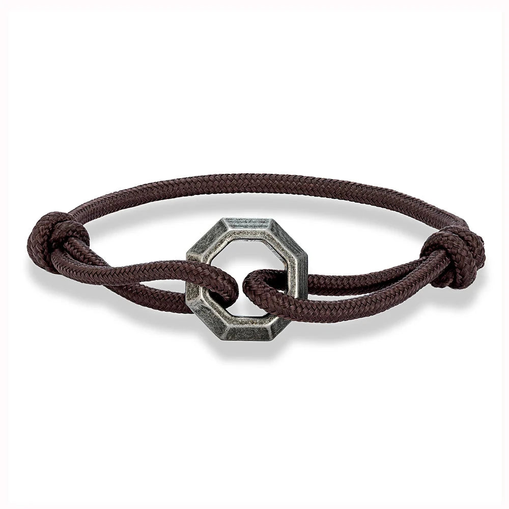 Eterna Loop symbolizes continuity and modern style. deideas